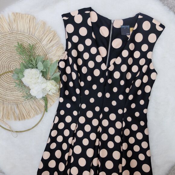 Gabby Skye Black Pink Polka Dot Scuba Fit and Flare Sleeveless Dress Size 4 - Picture 7 of 9